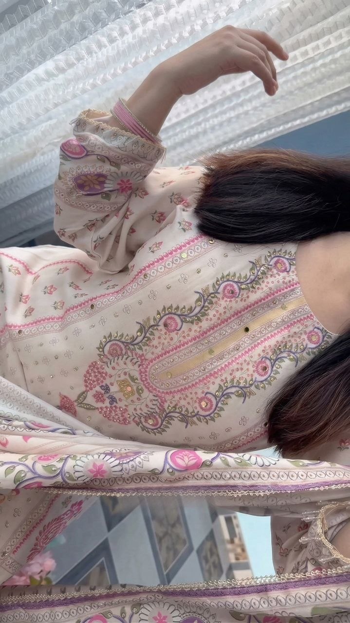 Maslin Ethnic Kurti Pant Set with Dupatta Embroidery Mirror Work Festive Wear