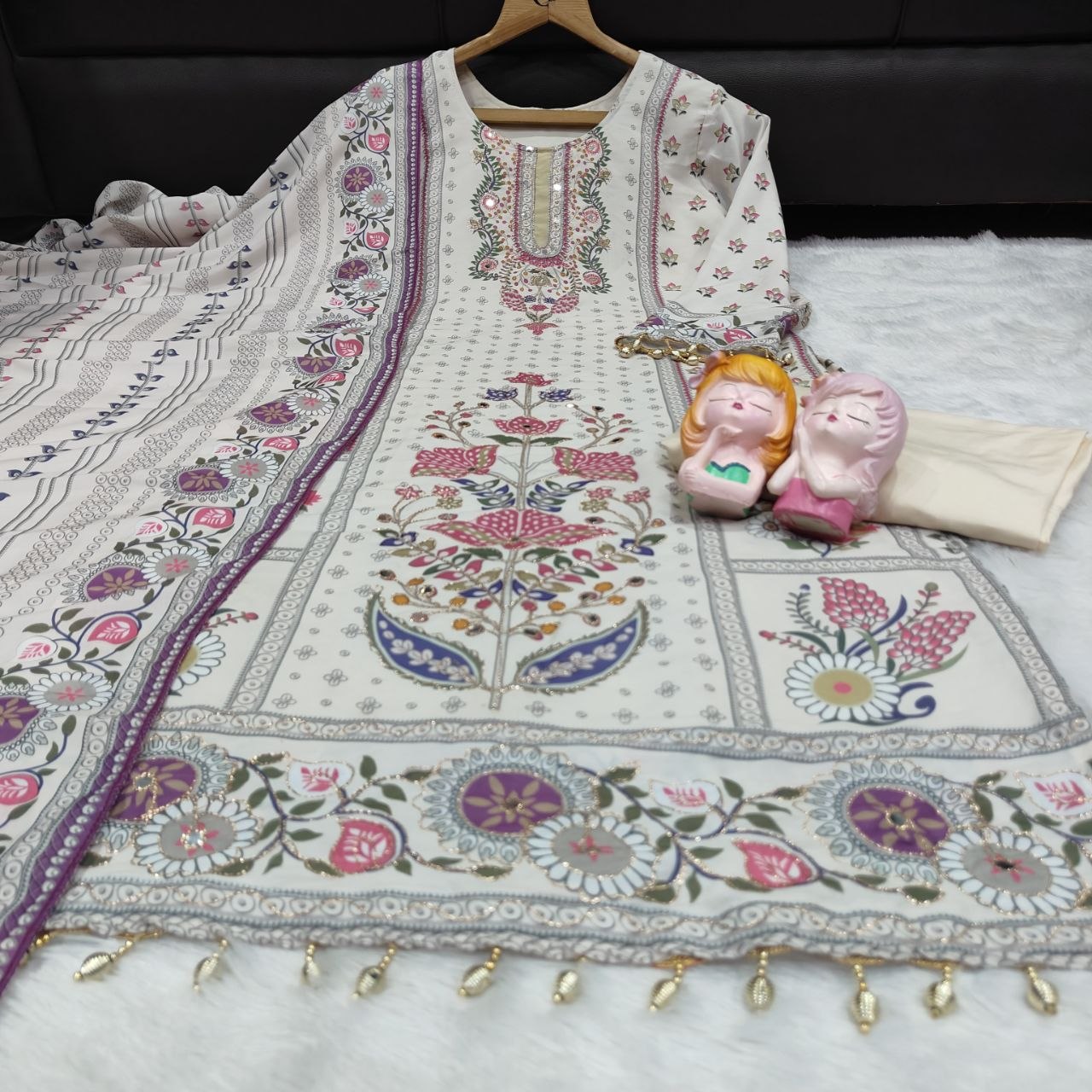 Maslin Ethnic Kurti Pant Set with Dupatta Embroidery Mirror Work Festive Wear