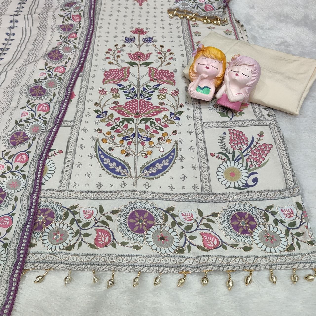 Maslin Ethnic Kurti Pant Set with Dupatta Embroidery Mirror Work Festive Wear