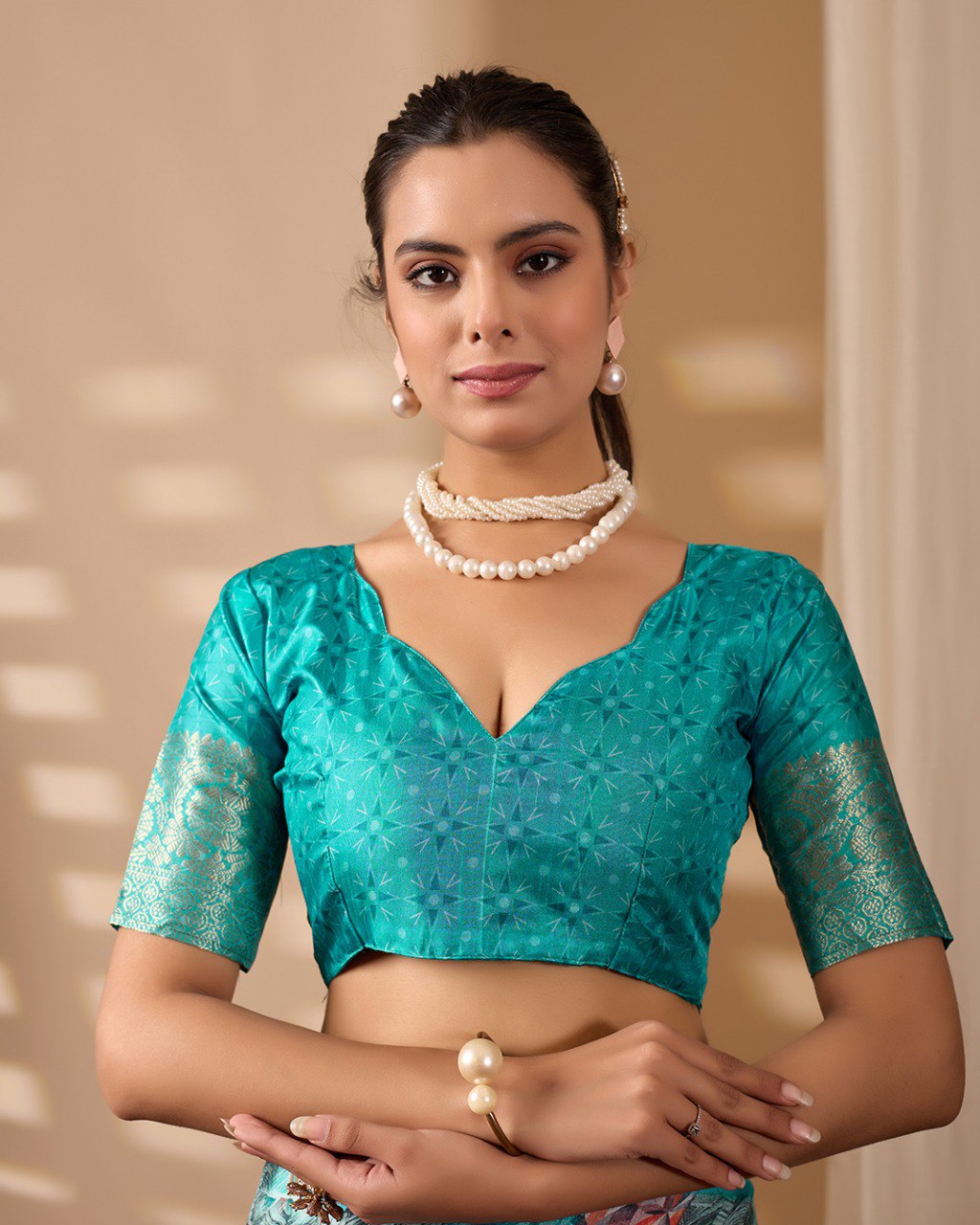 Sea Green Lichi Silk Saree with Zari Border Abstract Floral Print